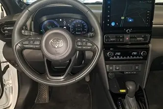 Toyota Yaris Cross, 1.5, 68 kW, гибрид, автомат, полный привод