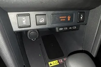 Toyota Yaris Cross, 1.5, 68 kW, гибрид, автомат, полный привод