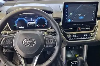 Toyota Corolla Cross, 2.0, 112 kW, гибрид, автомат, полный привод