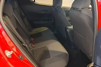 Toyota C-HR, 2.0, 112 kW, гибрид, автомат, передний привод