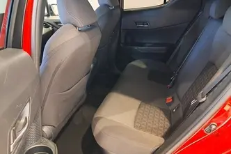 Toyota C-HR, 2.0, 112 kW, гибрид, автомат, передний привод