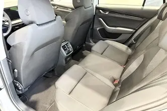 Škoda Octavia, 1.5, 85 kW, bensiin, manuaal, esivedu
