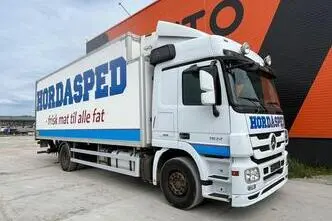Mercedes-Benz Actros, 235 kW, diesel, automatic