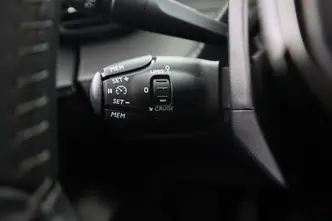 Peugeot 208, 1.2, 55 kW, bensiin, manuaal, esivedu