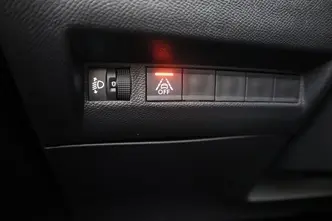 Peugeot 208, 1.2, 55 kW, bensiin, manuaal, esivedu