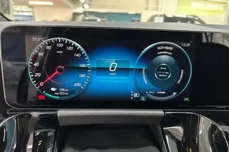 Mercedes-Benz EQA, elekter, automaat, esivedu