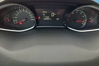 Peugeot 308, 1.2, 96 kW, бензин, механическая, передний привод