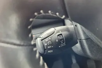 Peugeot 308, 1.2, 96 kW, бензин, механическая, передний привод