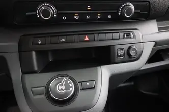 Peugeot Expert, 2.0, 106 kW, дизель, автомат, передний привод