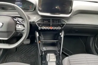 Peugeot e-2008, elekter, automaat, esivedu
