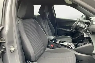 Peugeot e-2008, elekter, automaat, esivedu