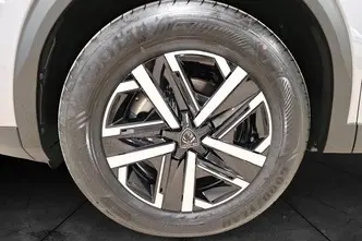 Peugeot 2008, 1.2, 100 kW, hübriid, automaat, esivedu
