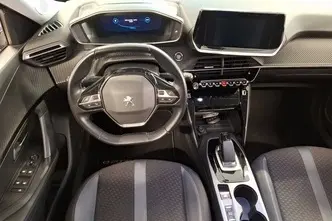 Peugeot e-2008, elekter, automaat, esivedu