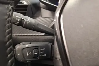 Peugeot e-2008, elekter, automaat, esivedu