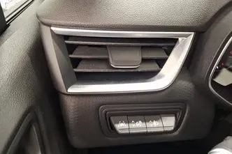 Renault Clio, 1.0, 67 kW, бензин, механическая, передний привод