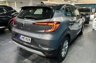 Renault Captur, 1.6, 68 kW, подключаемый гибрид, автомат, передний привод