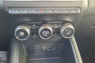 Renault Captur, 1.6, 117 kW, подключаемый гибрид, автомат, передний привод