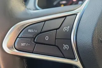 Renault Captur, 1.6, 117 kW, подключаемый гибрид, автомат, передний привод
