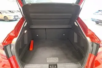 Renault Arkana, 1.6, 105 kW, гибрид, автомат, передний привод