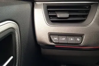 Renault Arkana, 1.6, 105 kW, гибрид, автомат, передний привод