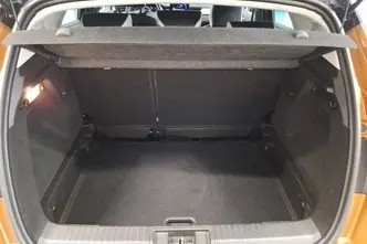 Renault Captur, 1.3, 103 kW, гибрид, автомат, передний привод