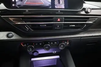 Citroën C5 X, 1.6, 165 kW, pistikhübriid, automaat, esivedu