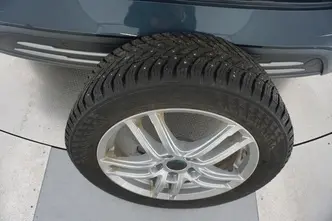 Hyundai Kona, 100 kW, elekter, automaat, esivedu
