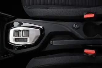 Peugeot 208, 1.2, 74 kW, hübriid, automaat, esivedu