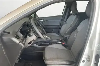 Renault Captur, 1.6, 105 kW, гибрид, автомат, передний привод
