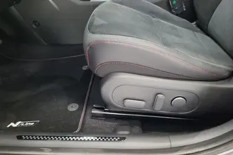 Hyundai Kona, 160 kW, elekter, automaat, esivedu