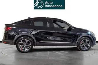 Renault Arkana, 1.6, 105 kW, гибрид, автомат, передний привод