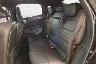 Renault Arkana, 1.6, 105 kW, гибрид, автомат, передний привод