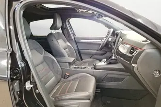 Renault Arkana, 1.6, 105 kW, гибрид, автомат, передний привод