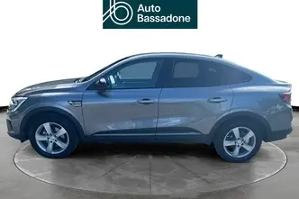 Renault Arkana, 1.6, 105 kW, гибрид, автомат, передний привод
