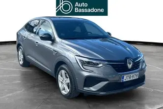 Renault Arkana, 1.6, 105 kW, гибрид, автомат, передний привод