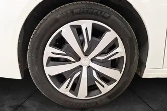 Peugeot 208, 1.2, 55 kW, bensiin, manuaal, esivedu