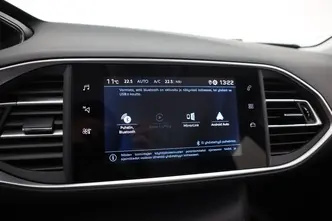 Peugeot 308, 1.2, 96 kW, petrol, automatic, front-wheel drive