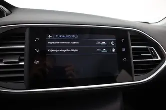 Peugeot 308, 1.2, 96 kW, petrol, automatic, front-wheel drive