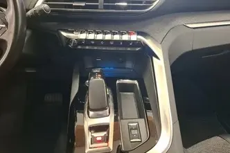 Peugeot 3008, 1.6, 133 kW, подключаемый гибрид, автомат, передний привод
