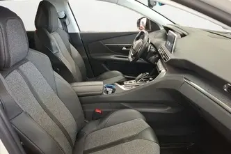 Peugeot 3008, 1.6, 133 kW, подключаемый гибрид, автомат, передний привод