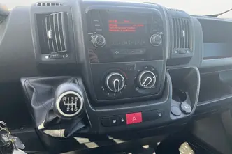 Peugeot Boxer, 2.2, 103 kW, diesel, manual, front-wheel drive