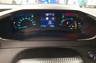 Peugeot e-2008, elekter, automaat, esivedu