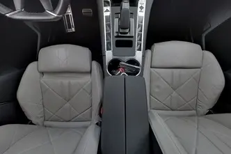 DS 7 Crossback, 1.6, 96 kW, plug-in hybrid, automatic, four-wheel drive