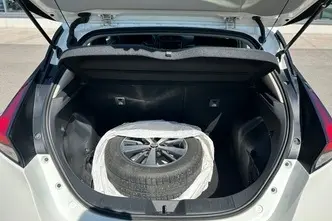 Nissan Leaf, 110 kW, electric, automatic, front-wheel drive