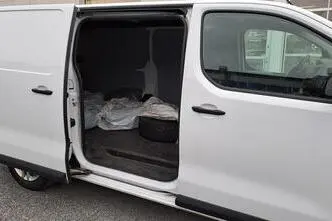 Peugeot Expert, 2.0, 106 kW, diisel, automaat, esivedu