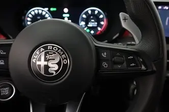 Alfa Romeo Tonale, 1.5, 96 kW, hybrid, automatic, front-wheel drive