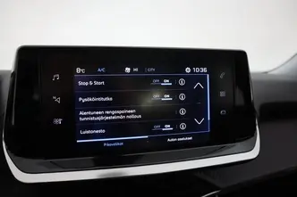 Peugeot 2008, 1.2, 96 kW, бензин, автомат, передний привод