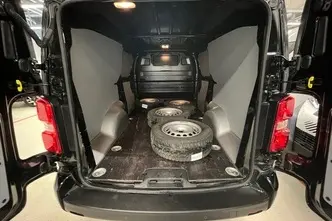 Peugeot e-Expert, 100 kW, elekter, automaat, esivedu