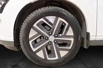 Hyundai Kona, 100 kW, elekter, automaat, esivedu