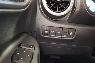 Hyundai Kona, 100 kW, elekter, automaat, esivedu
